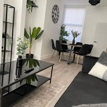 Beautiful Anfield Family Home Liverpool Dış mekan fotoğraf