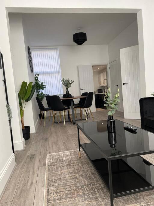 Beautiful Anfield Family Home Liverpool Dış mekan fotoğraf