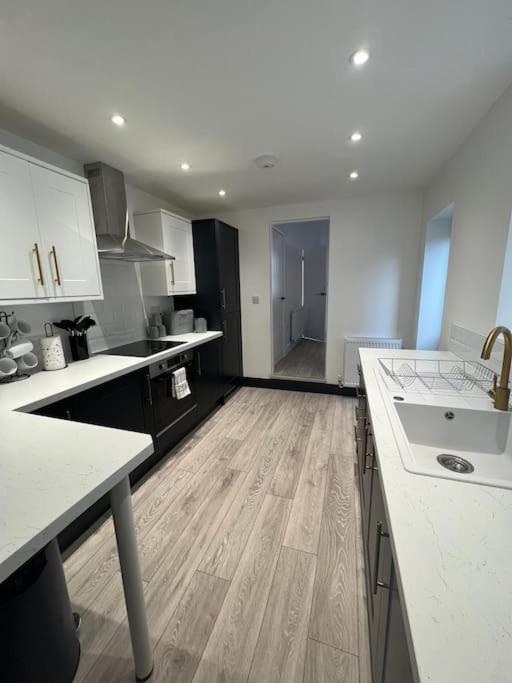 Beautiful Anfield Family Home Liverpool Dış mekan fotoğraf