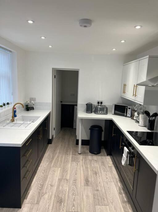 Beautiful Anfield Family Home Liverpool Dış mekan fotoğraf